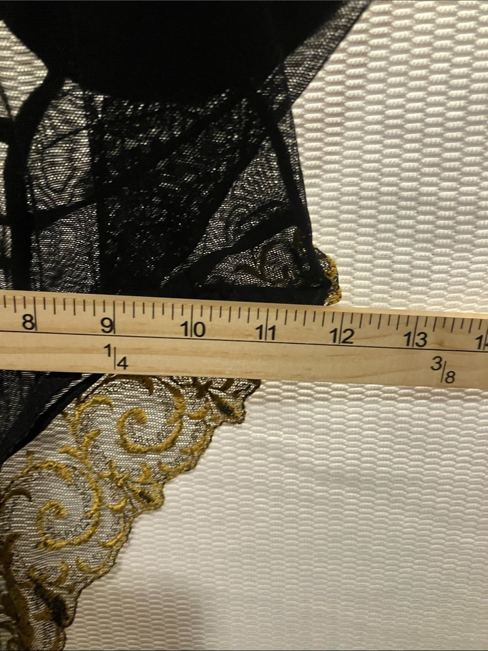 Lingerie black with gold trim - Picture 8 of 9